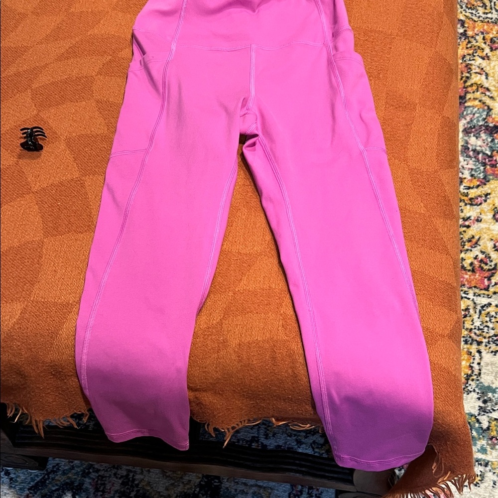 GAP Fit Bright Pink Leggings